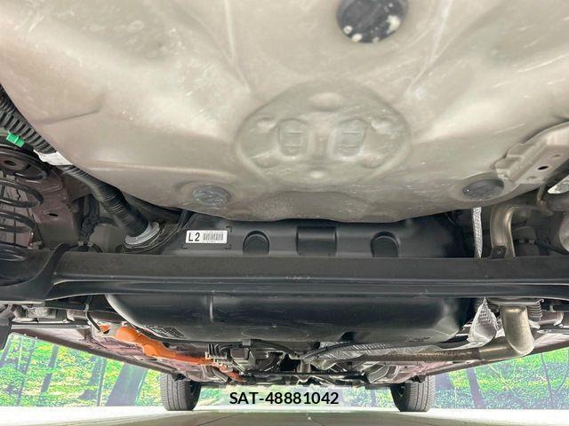 Toyota VITZ HYBRID 2018-08 1203678-18