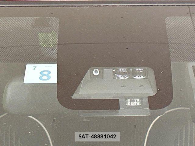 Toyota VITZ HYBRID 2018-08 1203678-4