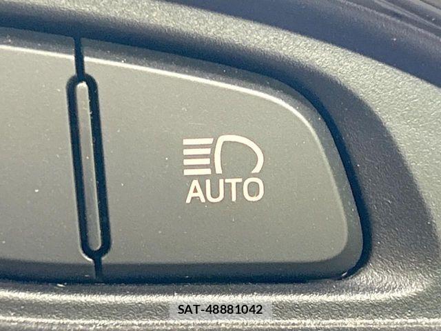 Toyota VITZ HYBRID 2018-08 1203678-5