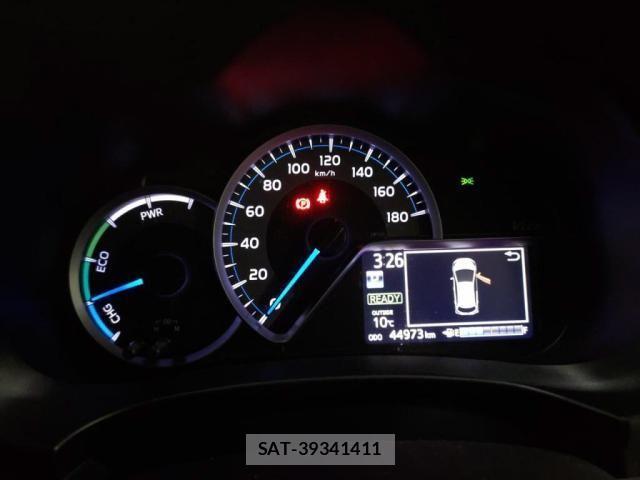 Toyota VITZ HYBRID 2019-01 3390422-28