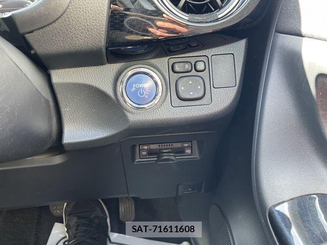 Toyota VITZ HYBRID 2019-08 4244065-19
