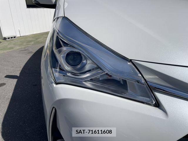 Toyota VITZ HYBRID 2019-08 4244065-22