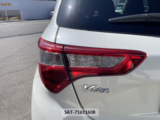 Toyota VITZ HYBRID 2019-08 4244065-24