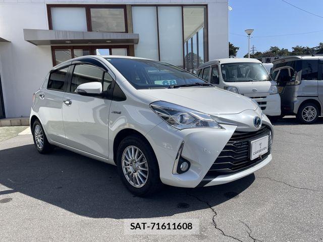 Toyota VITZ HYBRID 2019-08 4244065-5