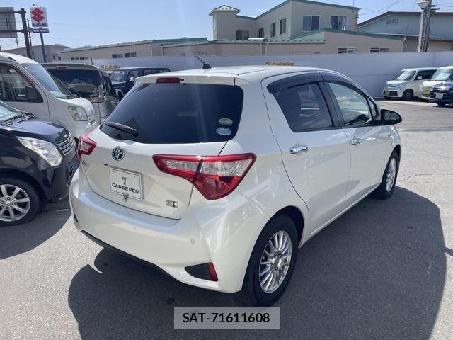 Toyota VITZ HYBRID 2019-08 4244065-7