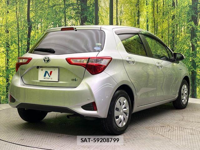 Toyota VITZ HYBRID 2017-10 4424837-17