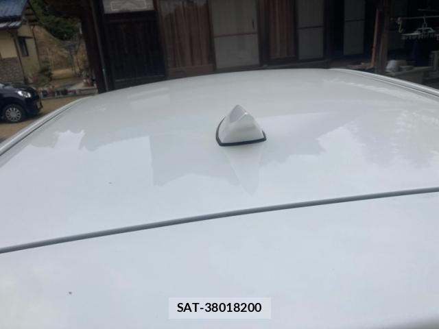 Toyota VITZ HYBRID 2017-04 4759178-7