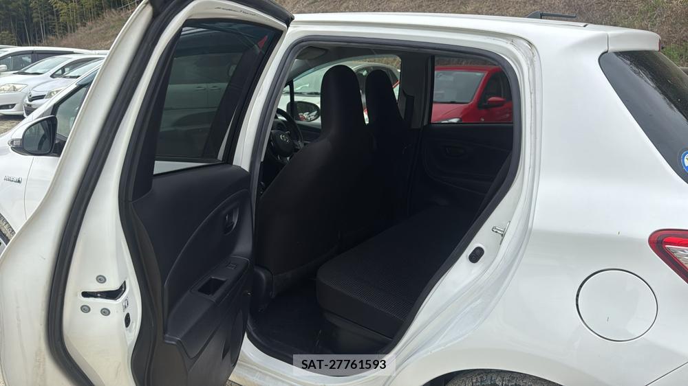 Toyota VITZ HYBRID 2018 4854291-9