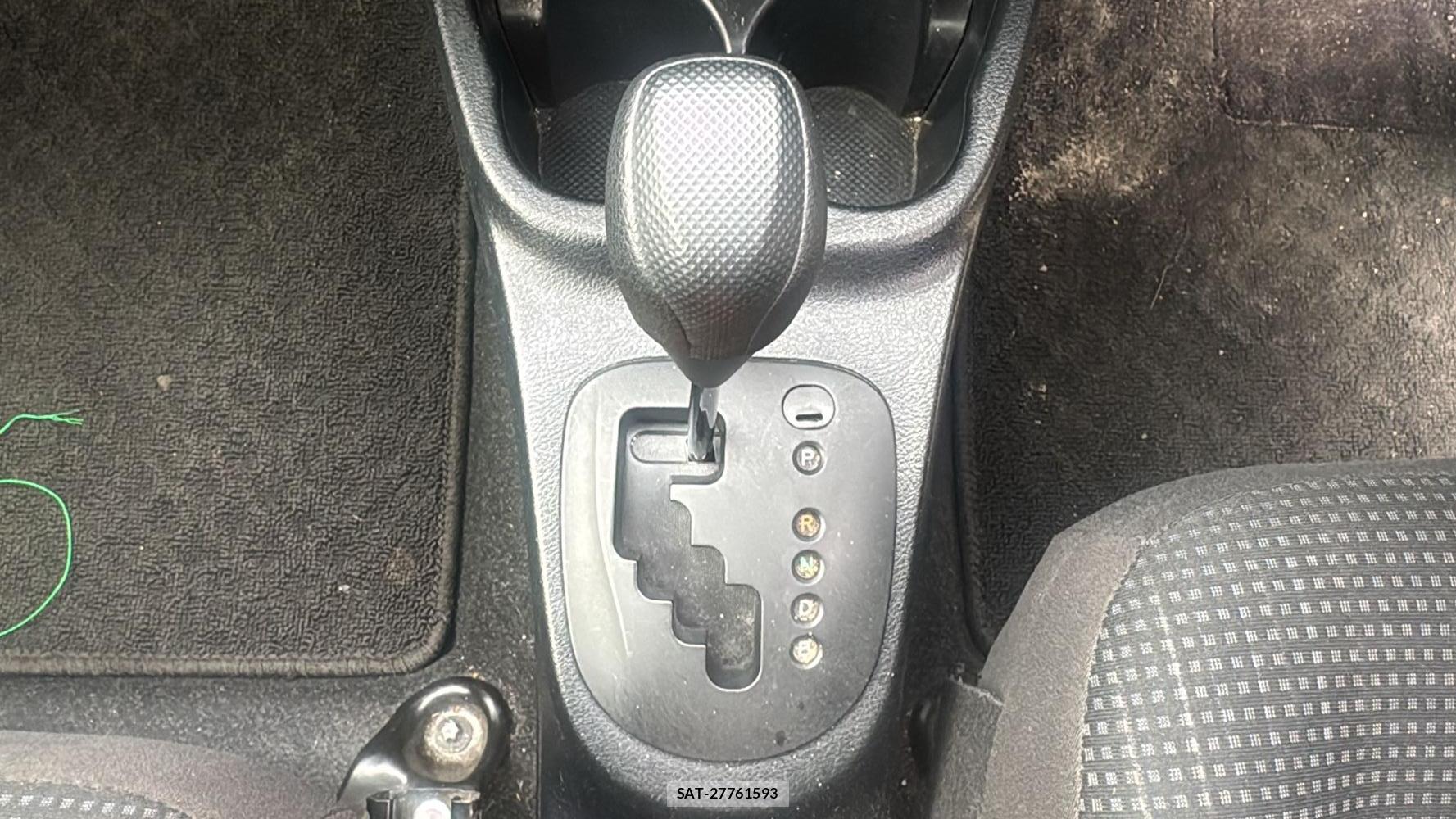Toyota VITZ HYBRID 2018 4854291-16