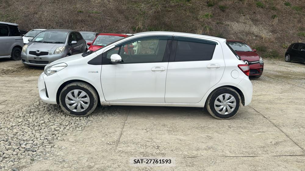 Toyota VITZ HYBRID 2018 4854291-1