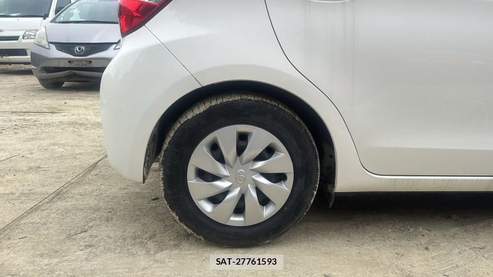 Toyota VITZ HYBRID 2018 4854291-22