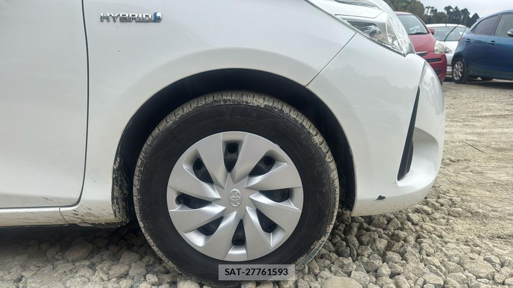 Toyota VITZ HYBRID 2018 4854291-23