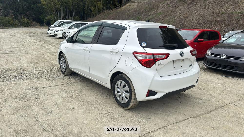 Toyota VITZ HYBRID 2018 4854291-2
