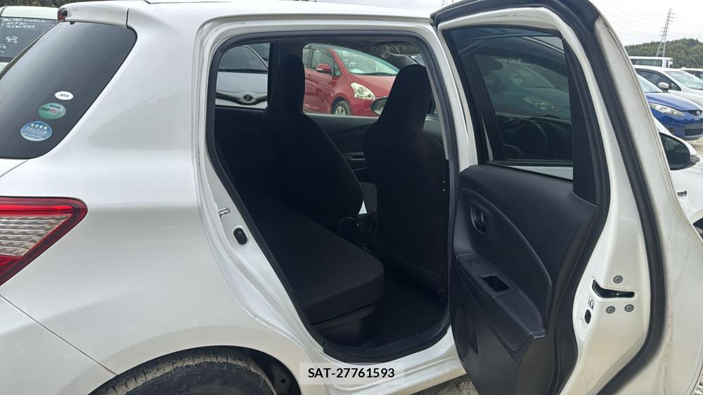 Toyota VITZ HYBRID 2018 4854291-8