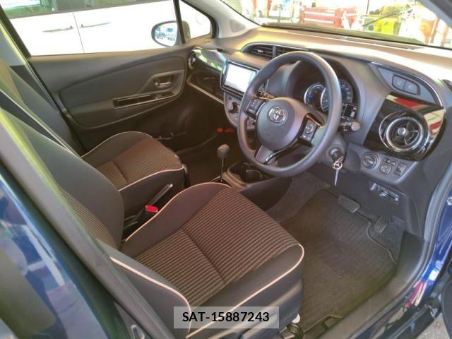 Toyota VITZ HYBRID 2017-03 6248254-20