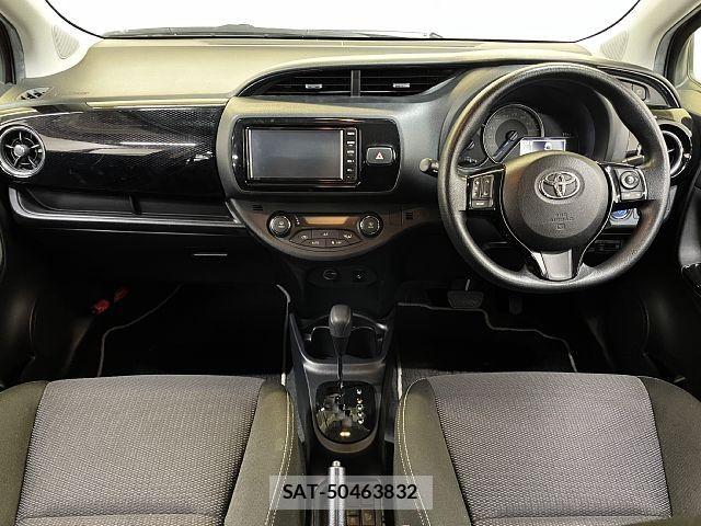 Toyota VITZ HYBRID 2019-03 6615501-1
