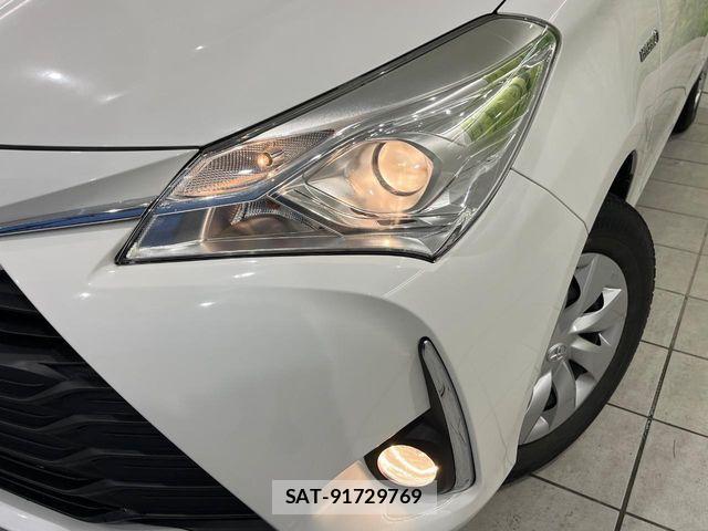 Toyota VITZ HYBRID 2017-05 6791737-11