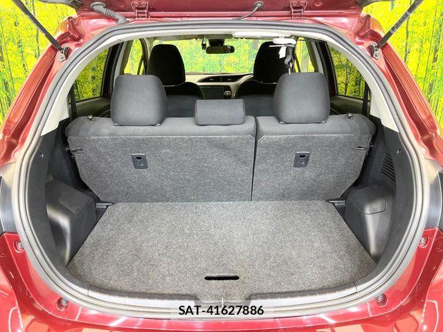 Toyota VITZ HYBRID 2017-05 6915008-9