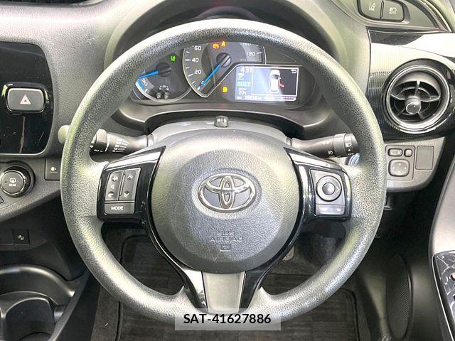 Toyota VITZ HYBRID 2017-05 6915008-10