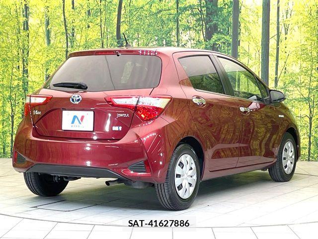Toyota VITZ HYBRID 2017-05 6915008-16