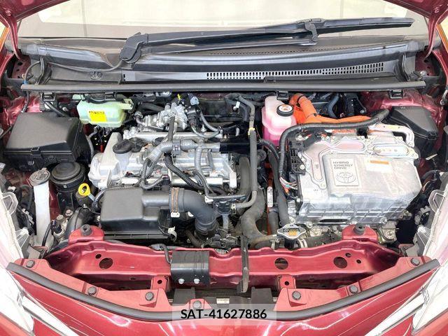 Toyota VITZ HYBRID 2017-05 6915008-17