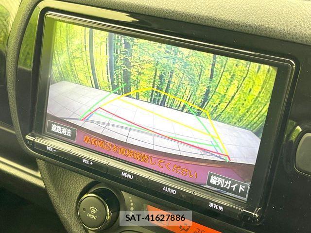 Toyota VITZ HYBRID 2017-05 6915008-3