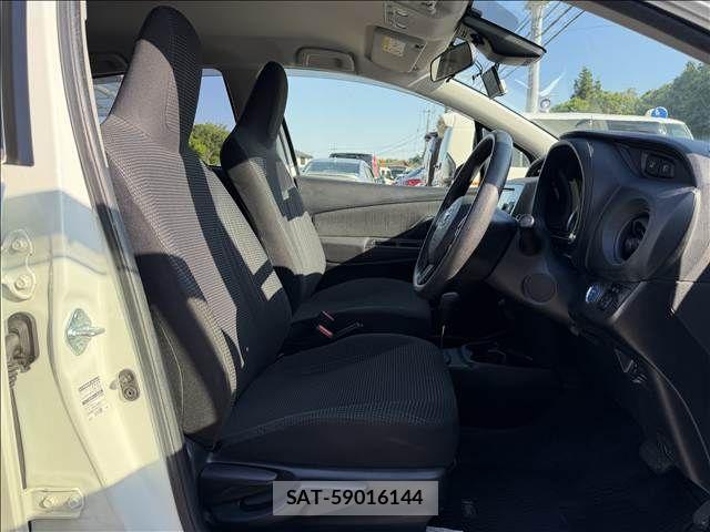 Toyota VITZ HYBRID 2017-03 6999038-8