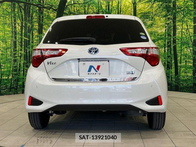 Toyota VITZ HYBRID 2019-11 7226734-14
