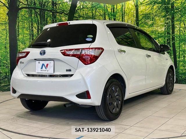 Toyota VITZ HYBRID 2019-11 7226734-16
