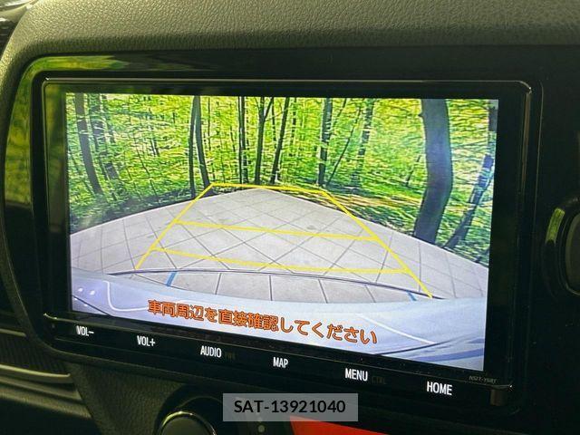 Toyota VITZ HYBRID 2019-11 7226734-3