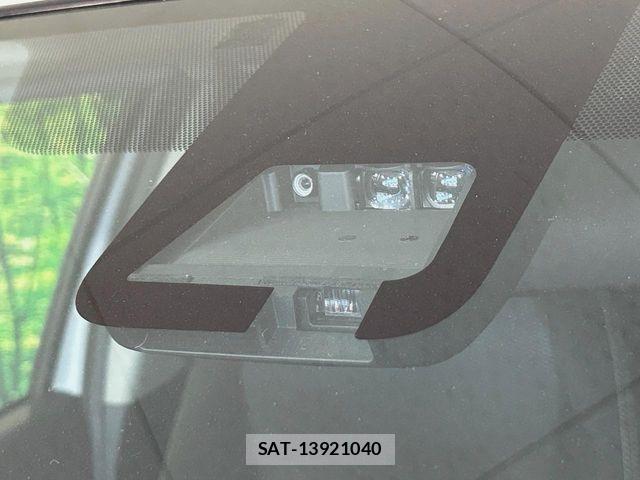 Toyota VITZ HYBRID 2019-11 7226734-4
