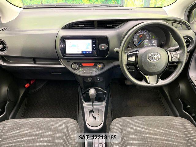 Toyota VITZ HYBRID 2017-03 7226731-1