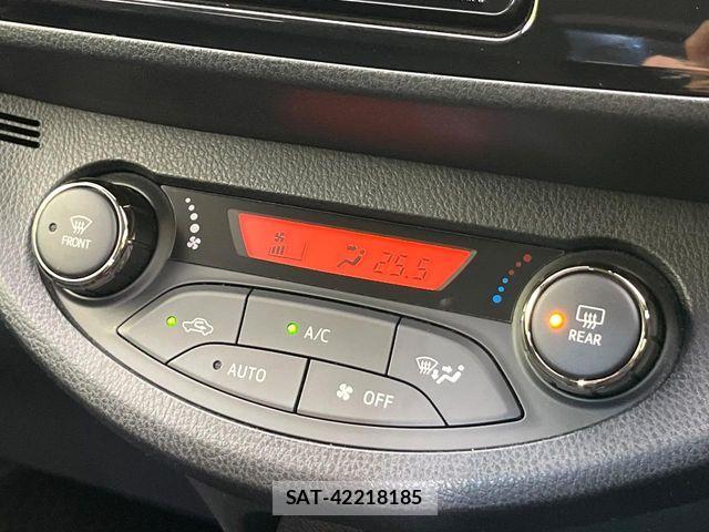 Toyota VITZ HYBRID 2017-03 7226731-6