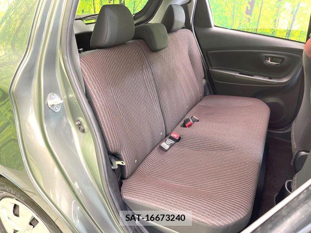 Toyota VITZ HYBRID 2019-06 7226733-8