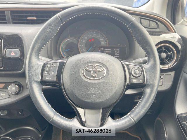 Toyota VITZ HYBRID 2018-08 7252740-11