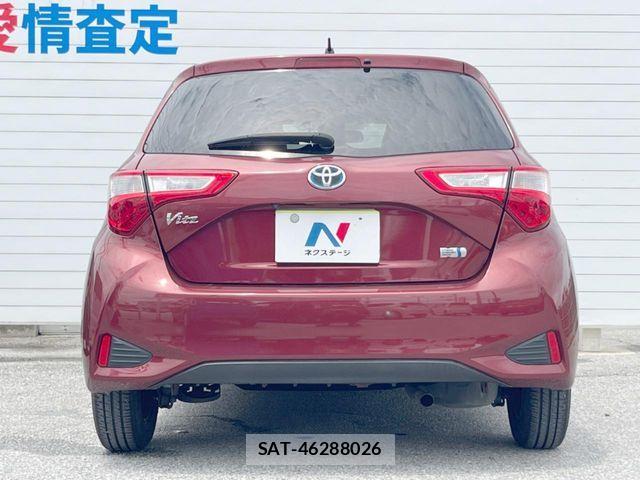 Toyota VITZ HYBRID 2018-08 7252740-15