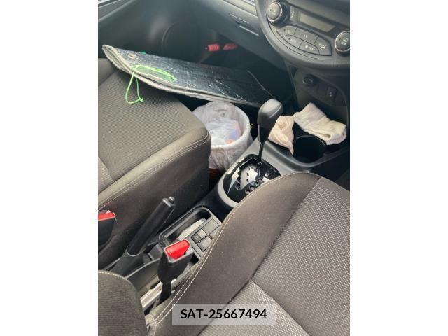 Toyota VITZ HYBRID 2019-06 7360352-17