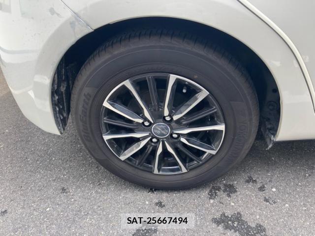 Toyota VITZ HYBRID 2019-06 7360352-7