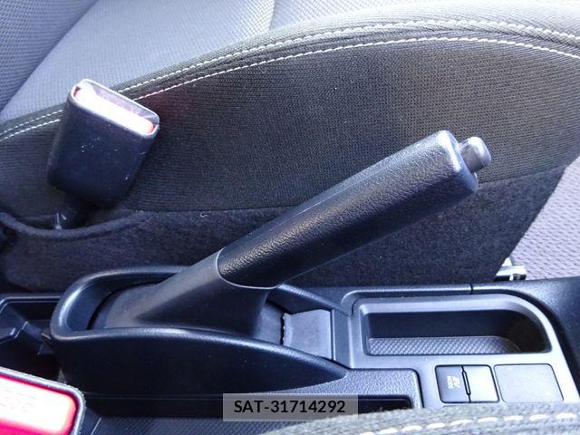 Toyota VITZ HYBRID 2019-05 7394710-22