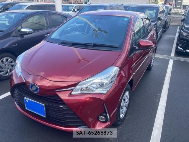 Toyota VITZ HYBRID 2019-06 7458677-2