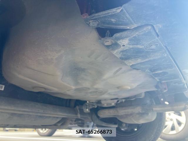 Toyota VITZ HYBRID 2019-06 7458677-8