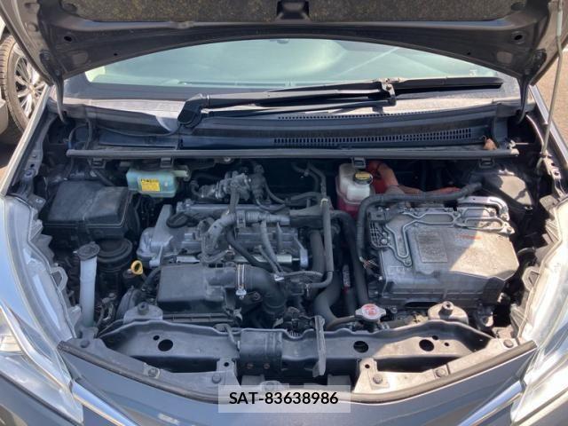 Toyota VITZ HYBRID 2017-03 7621127-24