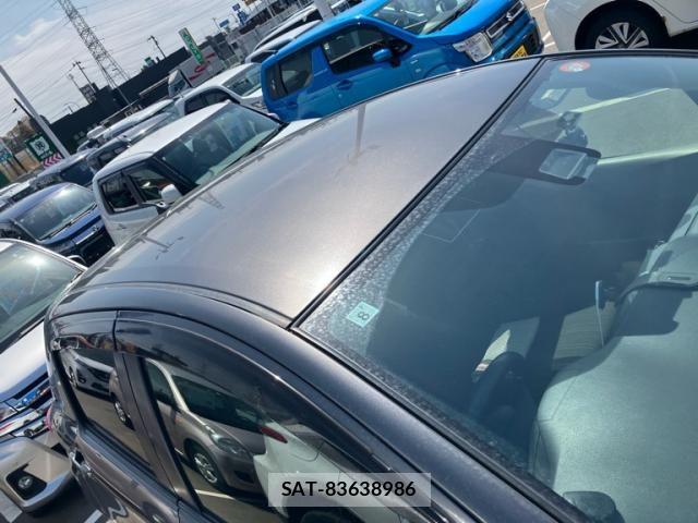 Toyota VITZ HYBRID 2017-03 7621127-6