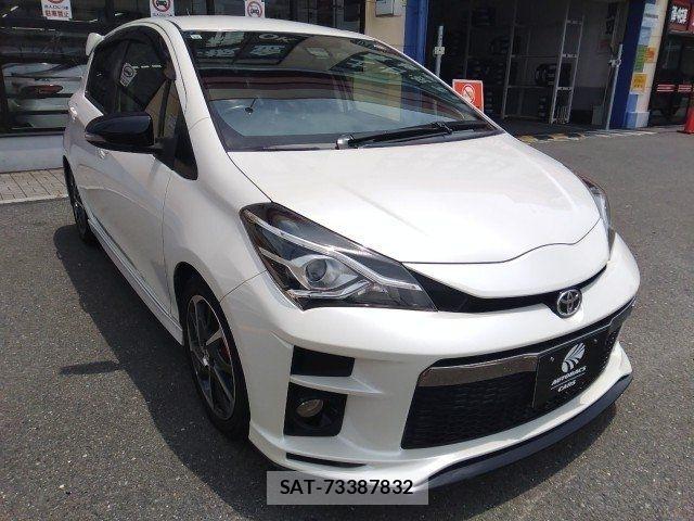 Toyota VITZ HYBRID 2017-10 7621125-3