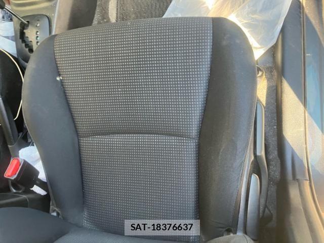 Toyota VITZ HYBRID 2017-07 7621124-6