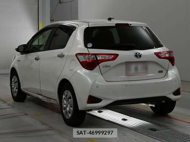 Toyota VITZ HYBRID 2019-05 7605442-2