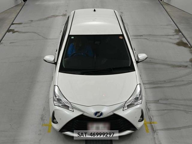 Toyota VITZ HYBRID 2019-05 7605442-6