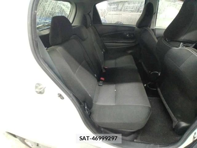 Toyota VITZ HYBRID 2019-05 7605442-7