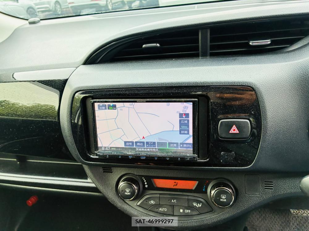 Toyota VITZ HYBRID 2019-05 7605442-19