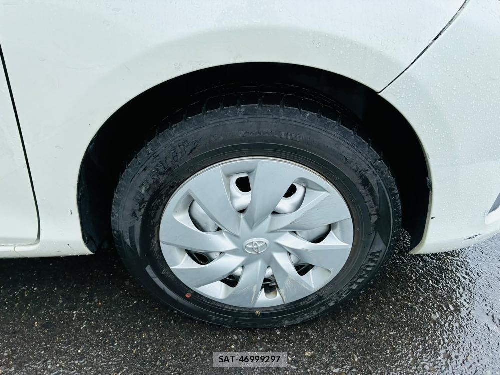 Toyota VITZ HYBRID 2019-05 7605442-29